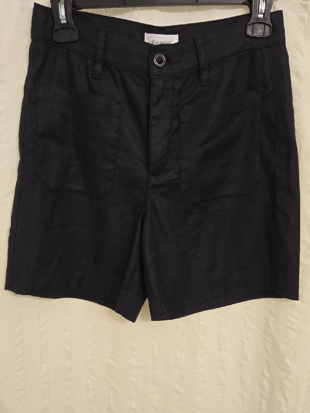 Evereve Black Flat-Front Men's Shorts